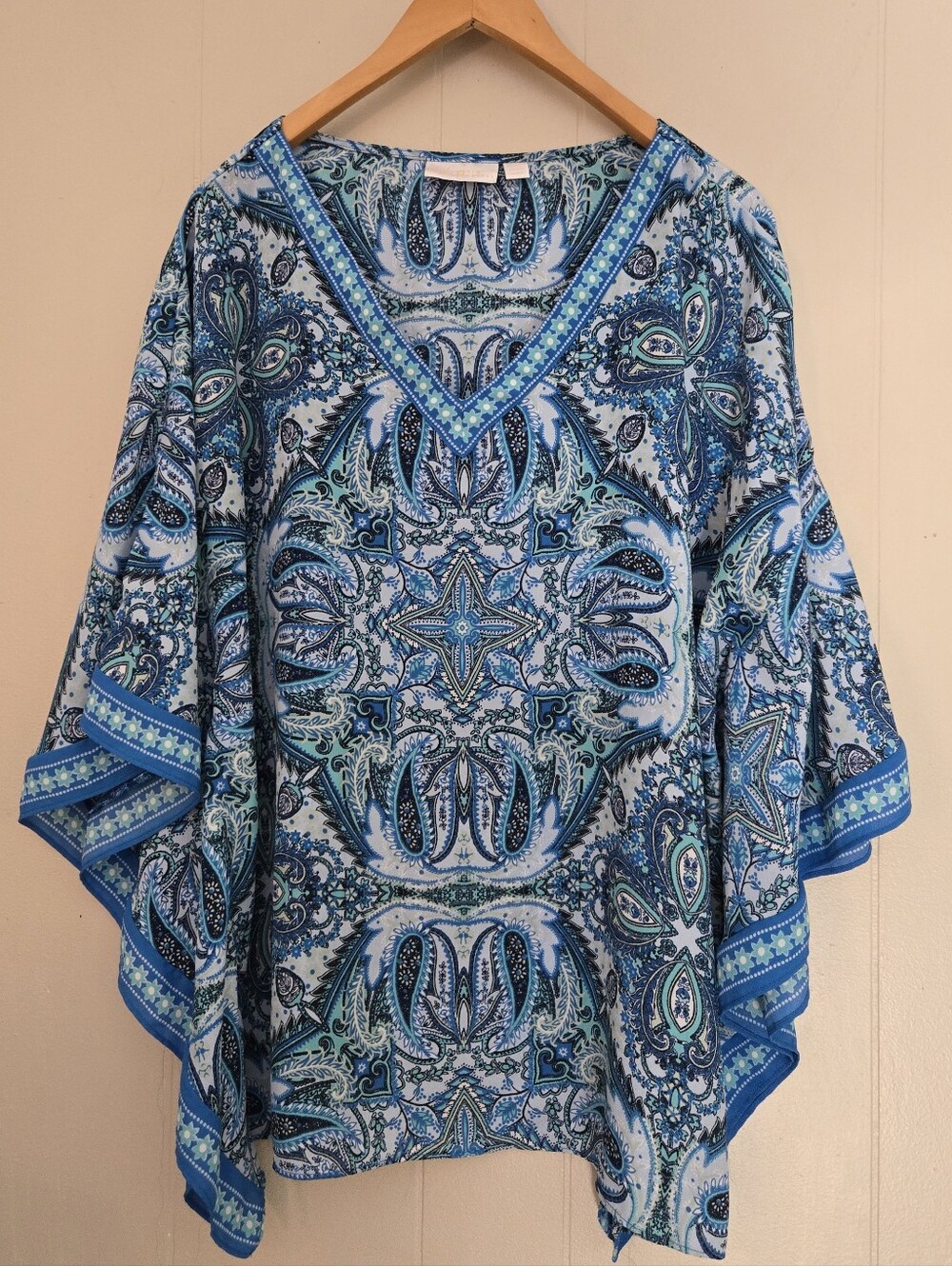 Belle By Kim Gravel Butterfly Sleeve Boho Paisley Top Blouse Blue Flowy M